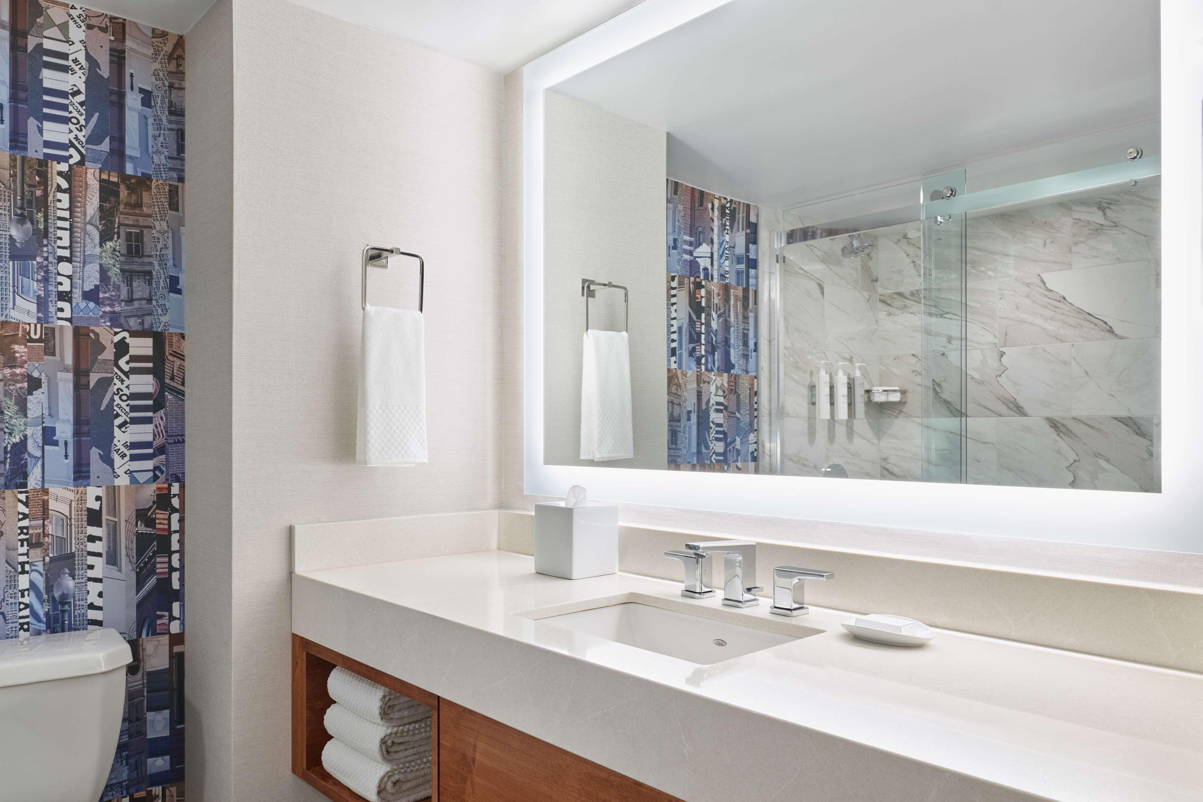 Embassy Suites By Hilton Washington Dc Convention Center Экстерьер фото