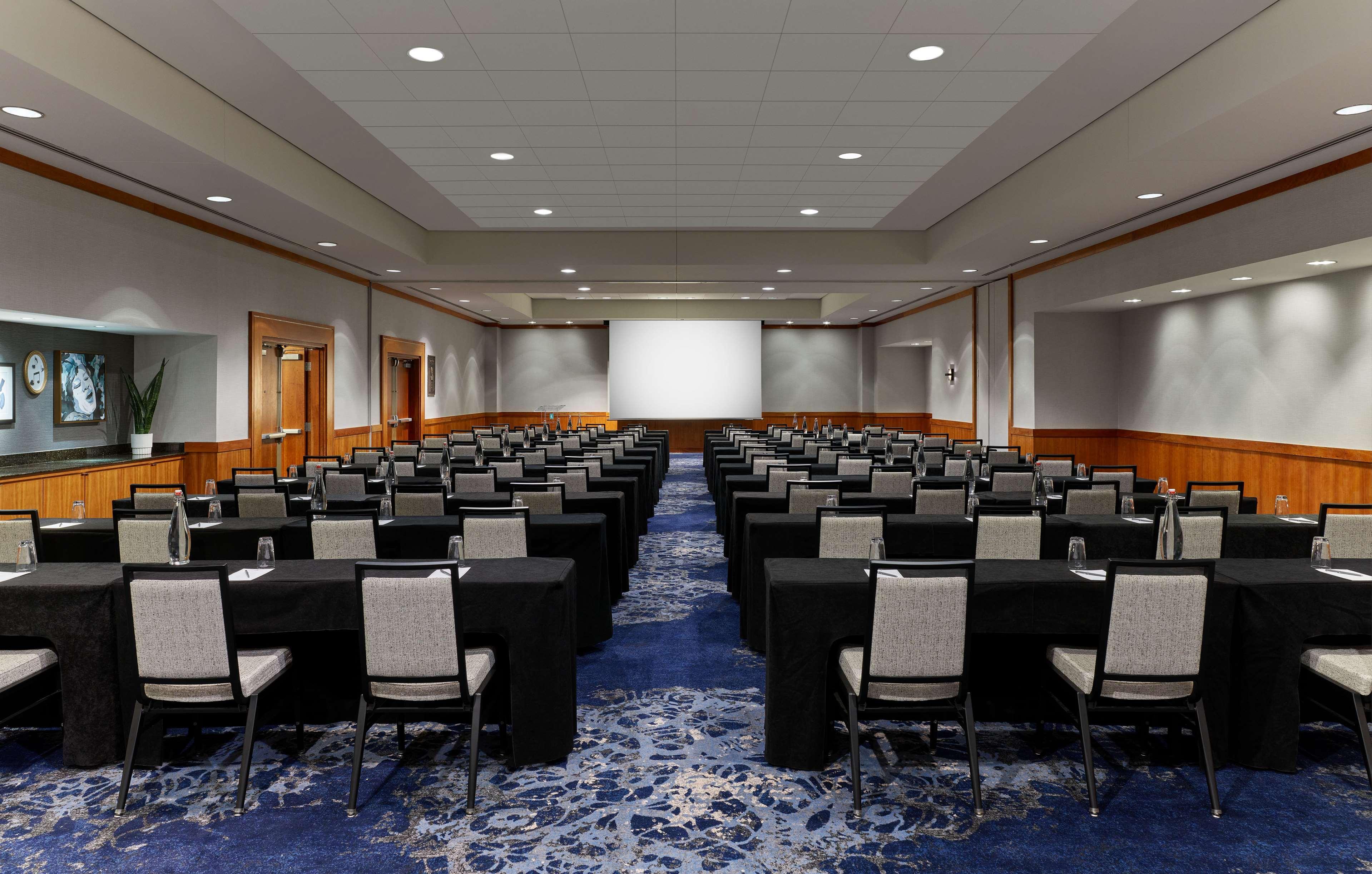 Embassy Suites By Hilton Washington Dc Convention Center Экстерьер фото