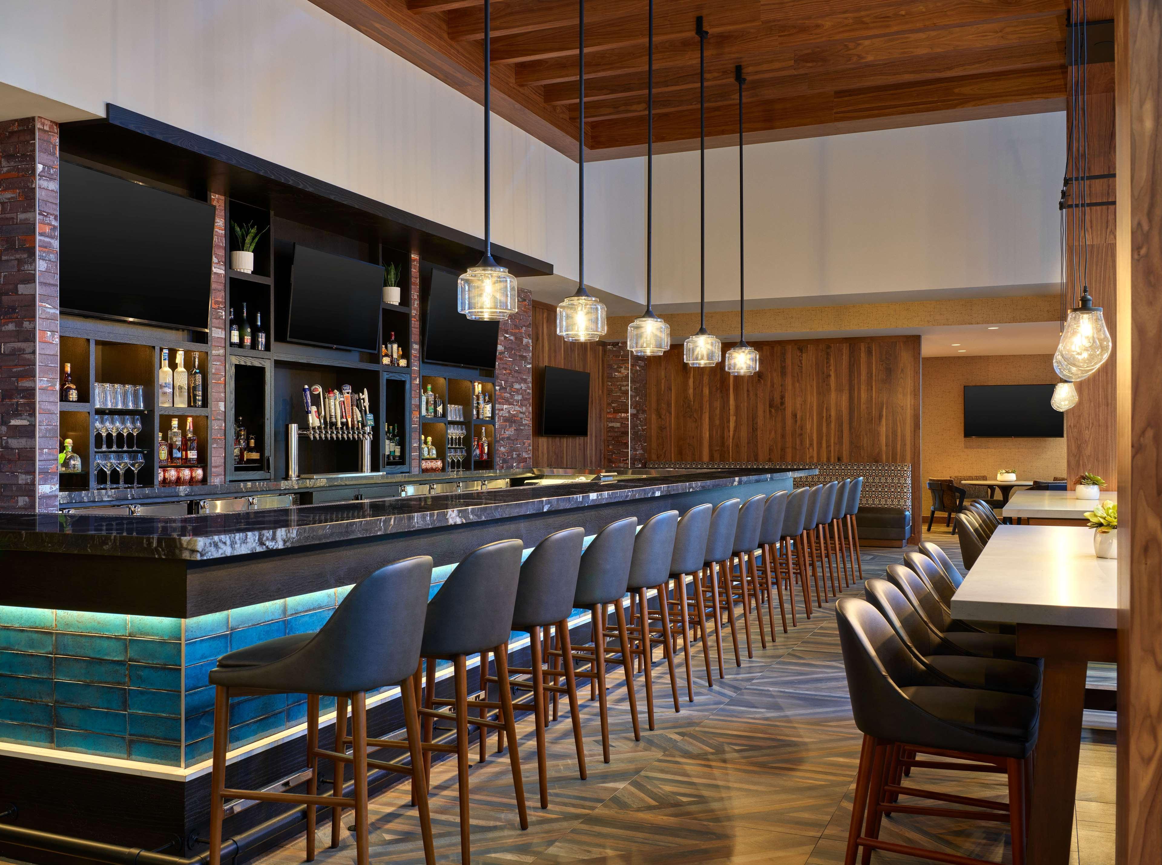 Embassy Suites By Hilton Washington Dc Convention Center Экстерьер фото