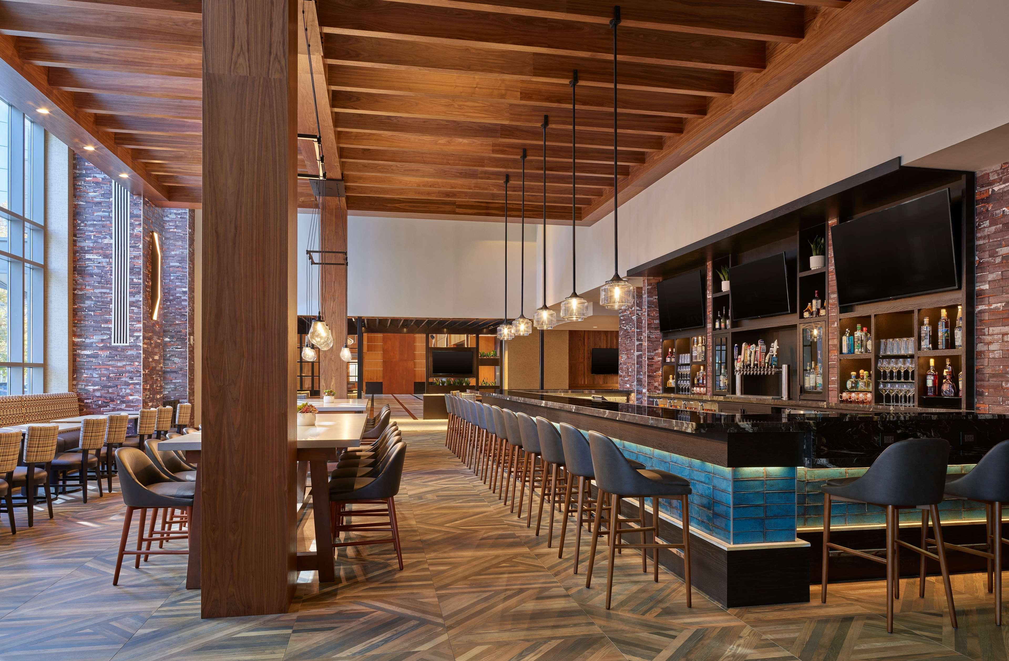 Embassy Suites By Hilton Washington Dc Convention Center Экстерьер фото